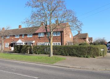 End terrace house For Sale in Staines