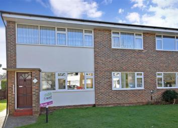 Maisonette For Sale in Littlehampton