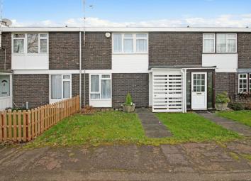 Terraced house For Sale in Basildon