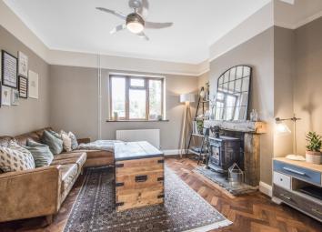 Semi-detached house For Sale in Farnham