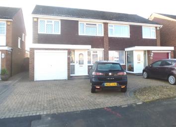 Semi-detached house For Sale in Hoddesdon