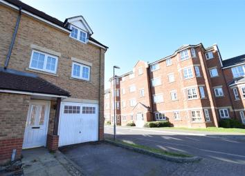 Town house For Sale in Dunstable