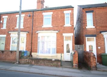 Semi-detached house For Sale in Worksop