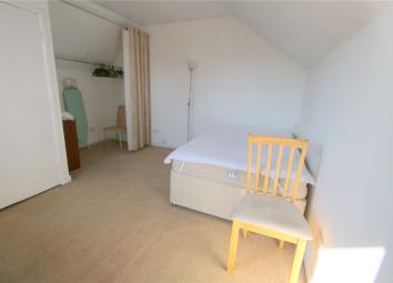 Detached house To Rent in Bristol