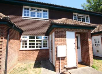 Maisonette To Rent in Woking