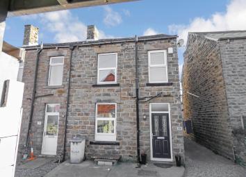 Terraced house For Sale in Dewsbury