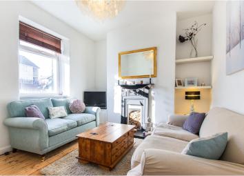 Terraced house For Sale in Penarth