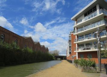 Flat To Rent in Milton Keynes