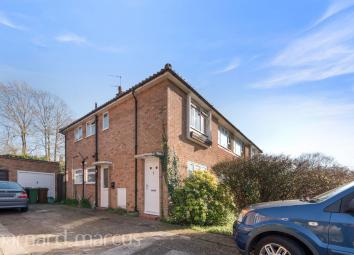 Maisonette For Sale in Epsom
