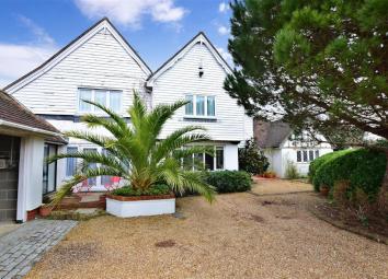 Detached house For Sale in Bognor Regis