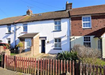 Terraced house For Sale in Ashford