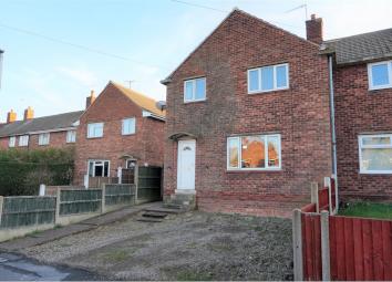 End terrace house To Rent in Newark