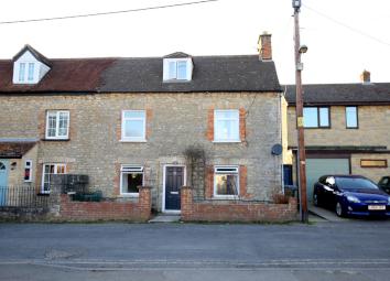Semi-detached house For Sale in Kidlington