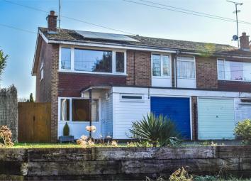 Semi-detached house For Sale in Dunmow