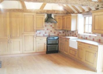 Barn conversion To Rent in Guildford