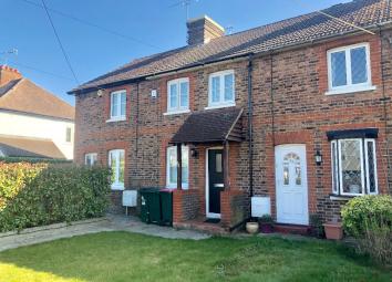 Terraced house To Rent in Crawley