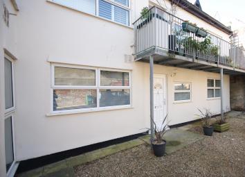 Flat To Rent in St. Leonards-on-Sea