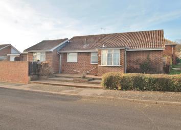 Detached bungalow For Sale in Maidstone