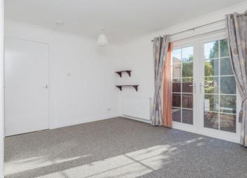 Terraced house To Rent in Edinburgh