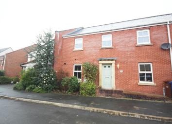 Mews house For Sale in Chorley