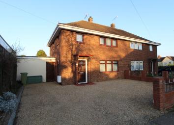 Semi-detached house For Sale in Milton Keynes
