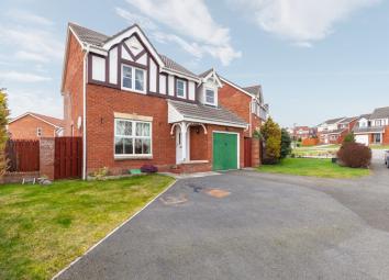 Detached house For Sale in Gorebridge