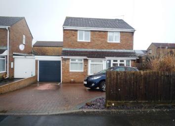 Detached house To Rent in Barry