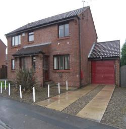 Semi-detached house To Rent in Harrogate