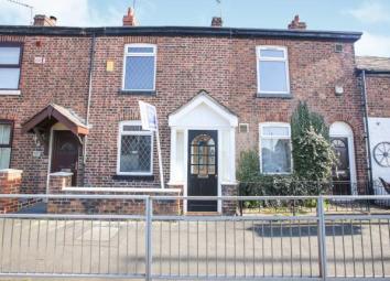 Terraced house For Sale in Cheadle