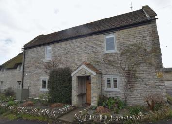 Cottage For Sale in Somerton