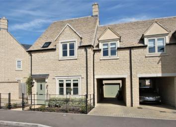 Semi-detached house For Sale in Fairford