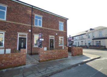 Mews house For Sale in Bury