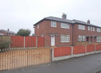 Town house For Sale in Warrington