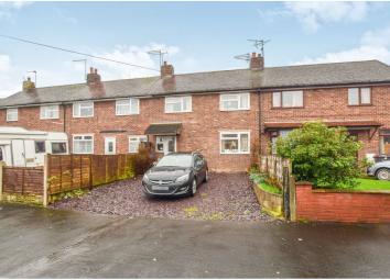 Terraced house For Sale in Crewe