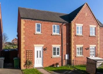 Semi-detached house To Rent in Shrewsbury