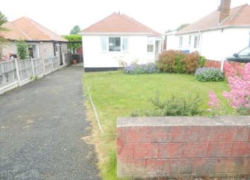 Detached bungalow For Sale in Rhyl