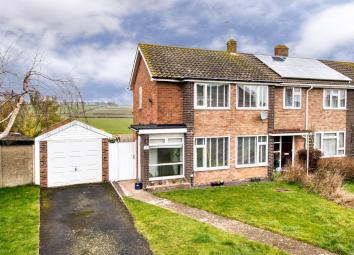 End terrace house For Sale in Leamington Spa