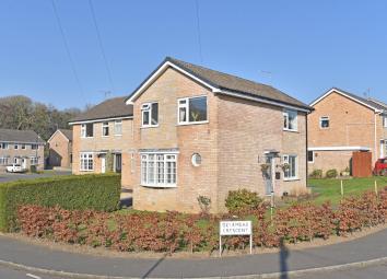 Detached house For Sale in Harrogate
