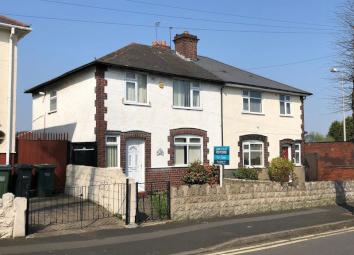 Semi-detached house To Rent in West Bromwich