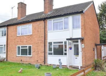 Flat To Rent in Studley