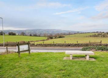 Detached bungalow For Sale in Ilkley