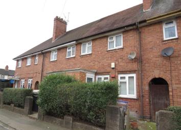 Terraced house For Sale in Northampton
