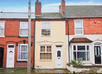 Terraced house For Sale in Dudley
