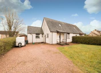 Semi-detached house For Sale in Perth