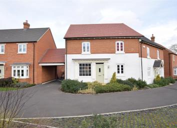 Semi-detached house For Sale in Brackley