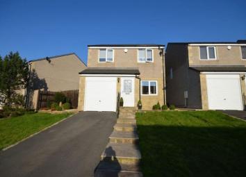 Detached house For Sale in Darwen