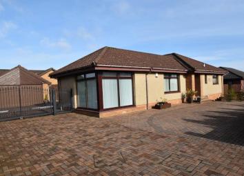 Detached bungalow For Sale in Bathgate