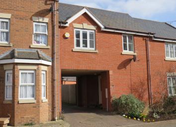 Terraced house For Sale in Stratford-upon-Avon