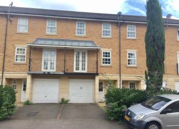 Town house For Sale in Northampton