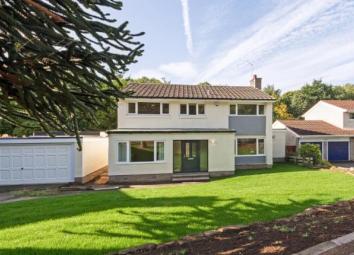 Detached house For Sale in Ayr